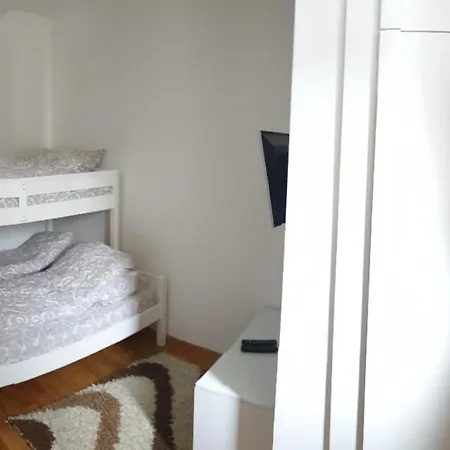 5 Apartment *